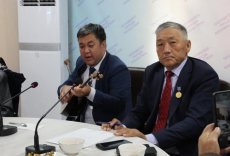 ​"ДАЛАМНЫҢ ИСІ БҰРҚЫРАП,  ҚАРТТАРЫМ, АМАН -САУ ЖҮРШ!"